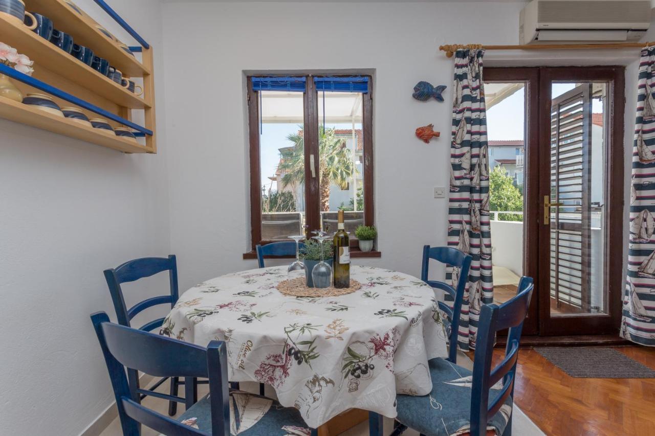 So Hvar So Good! Spacious With Terrace Appartement Hvar Town Buitenkant foto