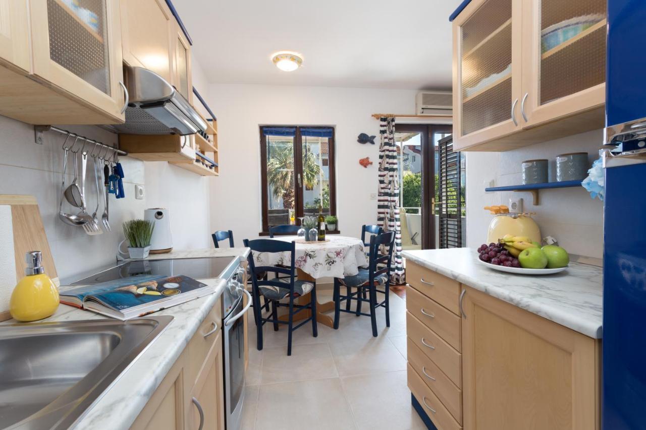 So Hvar So Good! Spacious With Terrace Appartement Hvar Town Buitenkant foto