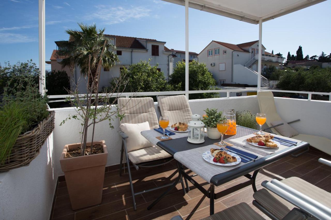 So Hvar So Good! Spacious With Terrace Appartement Hvar Town Buitenkant foto