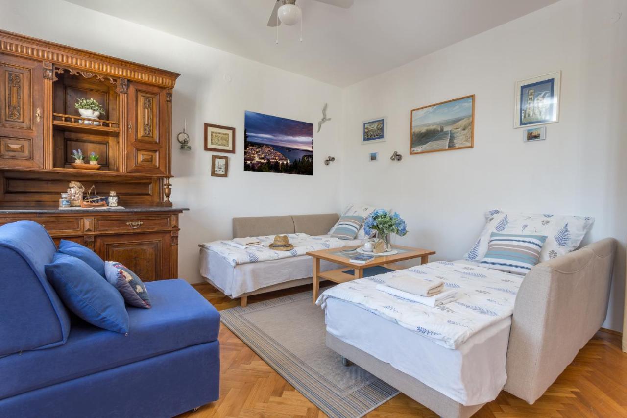 So Hvar So Good! Spacious With Terrace Appartement Hvar Town Buitenkant foto