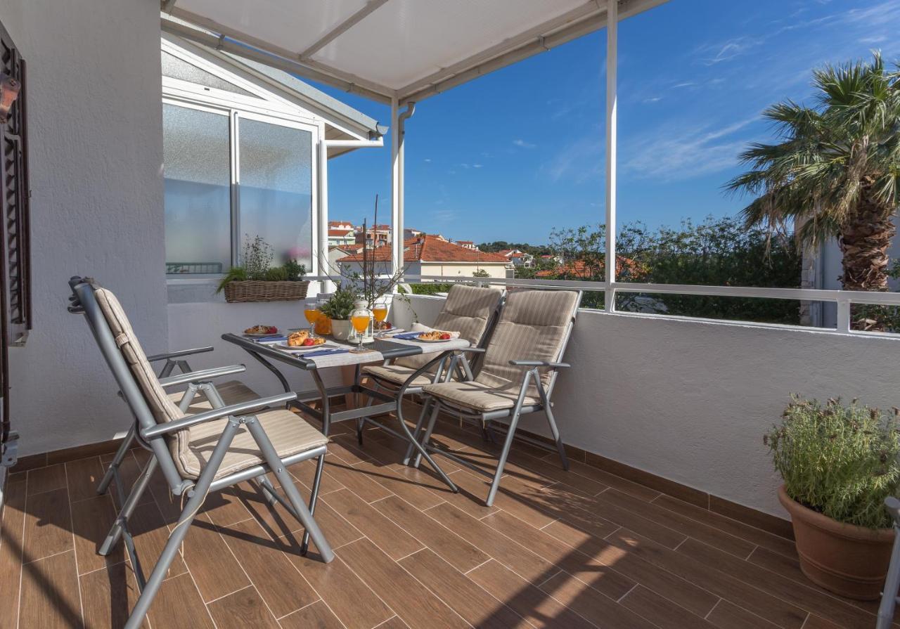 So Hvar So Good! Spacious With Terrace Appartement Hvar Town Buitenkant foto