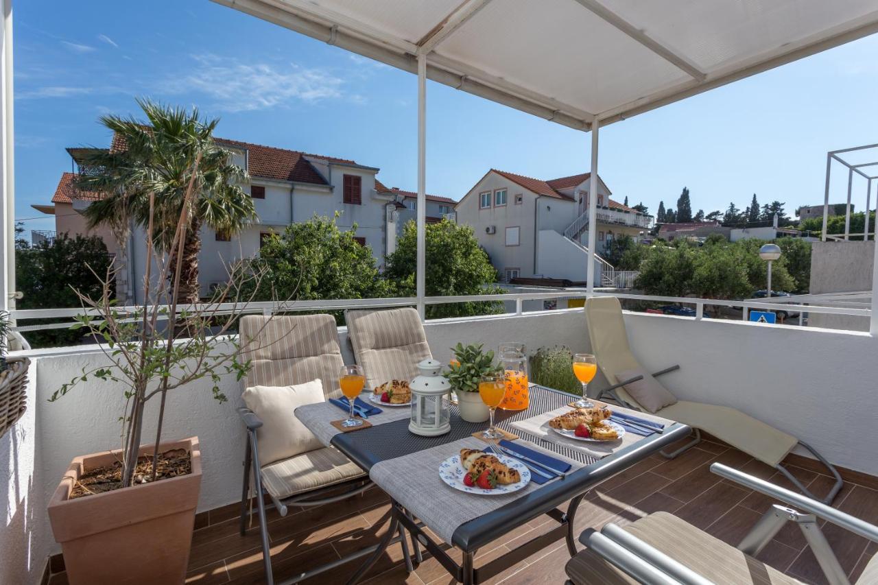 So Hvar So Good! Spacious With Terrace Appartement Hvar Town Buitenkant foto