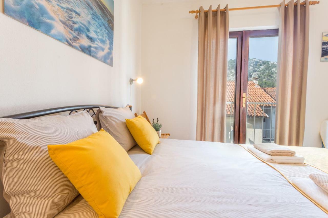 So Hvar So Good! Spacious With Terrace Appartement Hvar Town Buitenkant foto